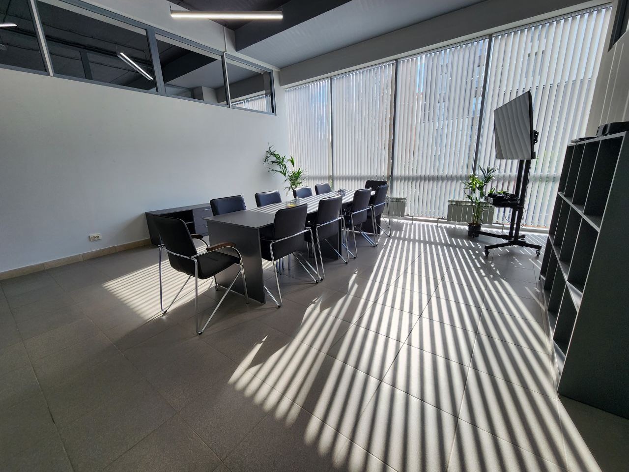 Компания ООО "СИГМА" переехала в новый современный и просторный офис.