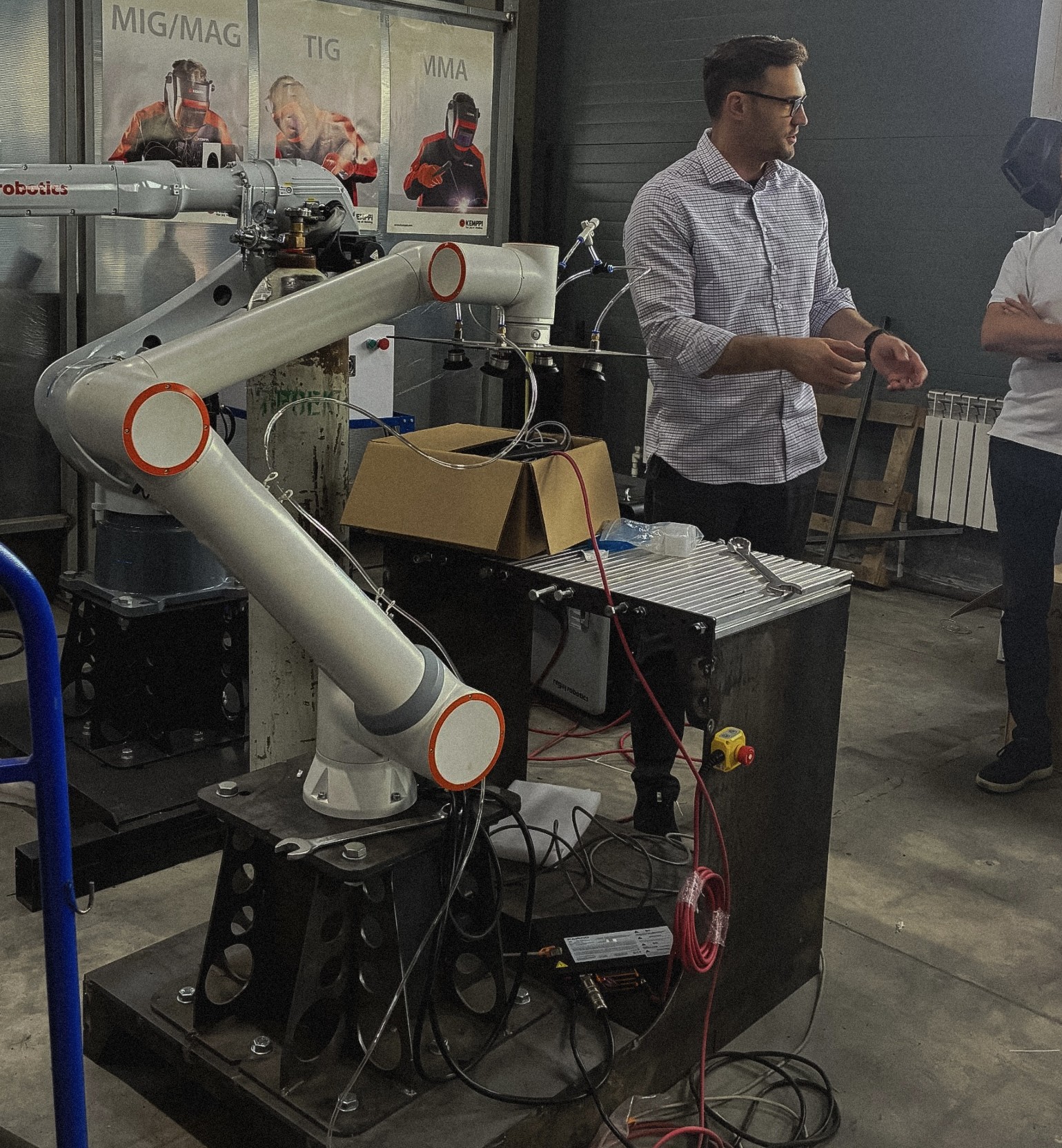 Путешествие в мир роботизации: Уникальная экскурсия на предприятии Pride Automatics